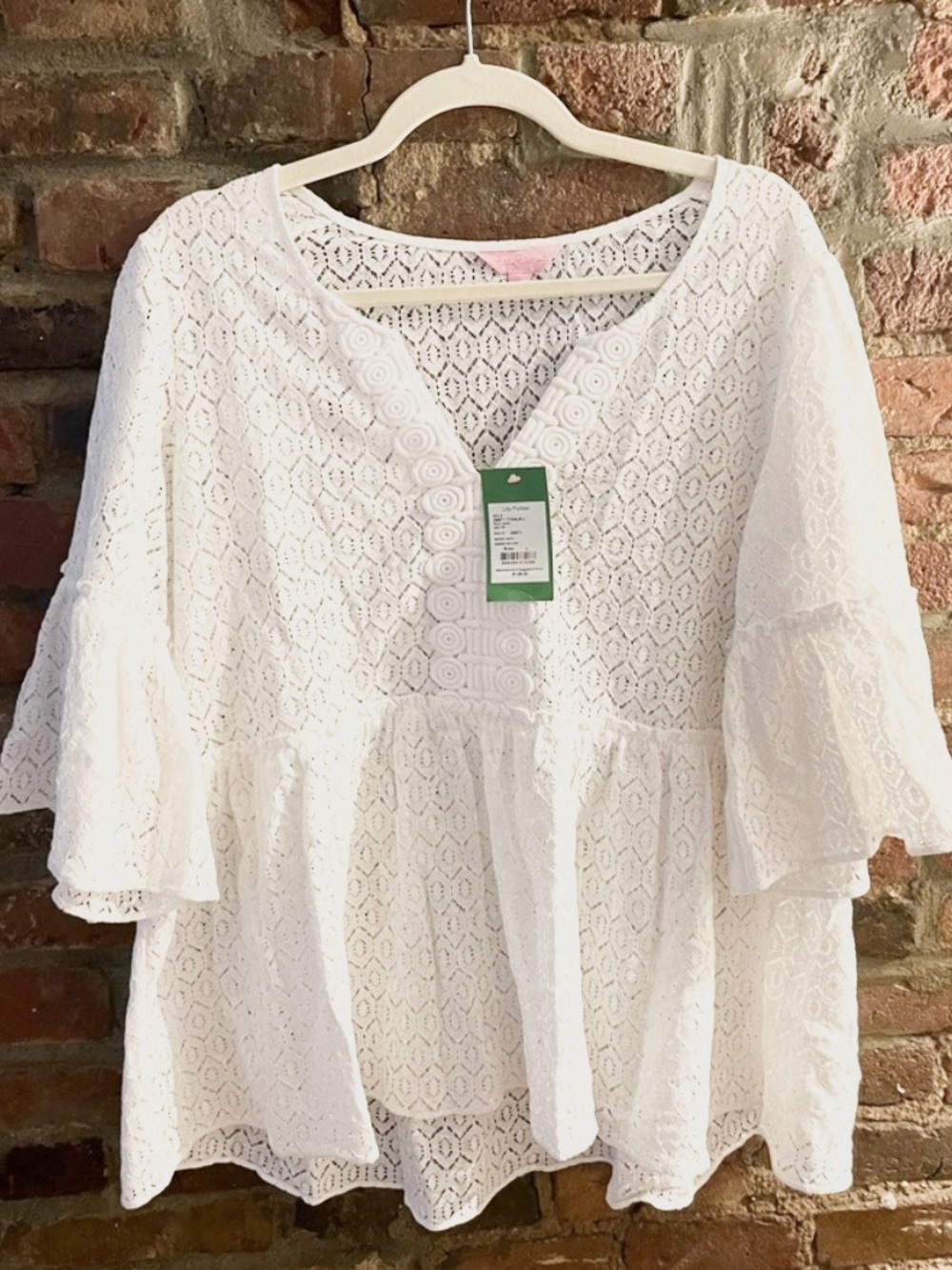 NWT Lilly Pulitzer Size L White Lace Peplum V Neck Flutter Sleeve Blouse
